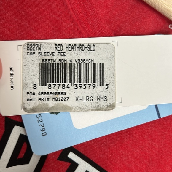 Toronto Raptors Retro Valanciunas T-Shirt - Picture 5 of 5